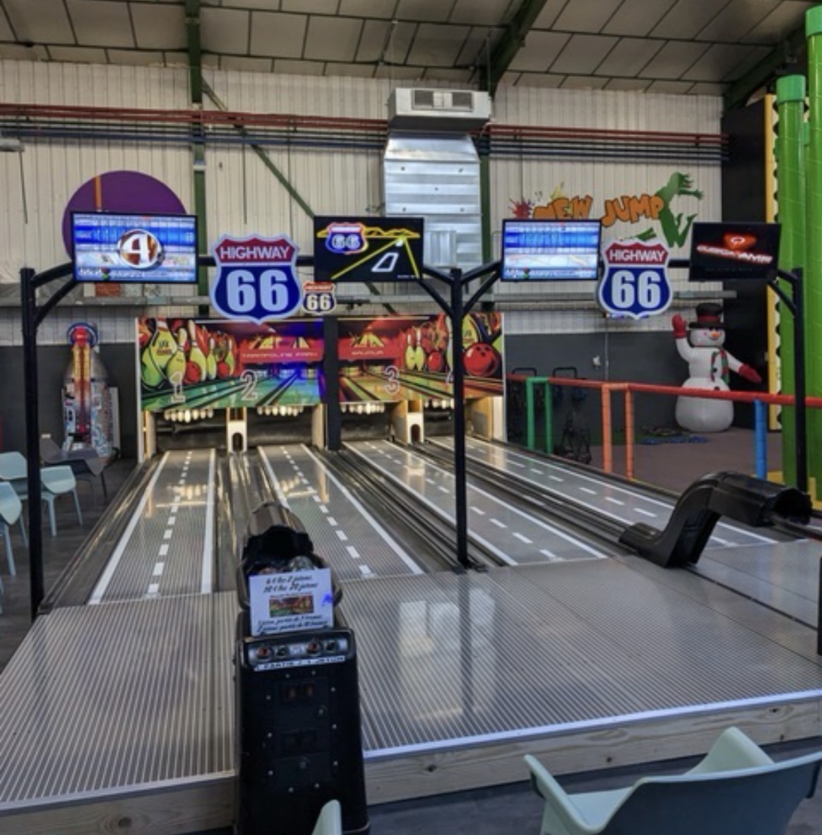 Mini Bowling